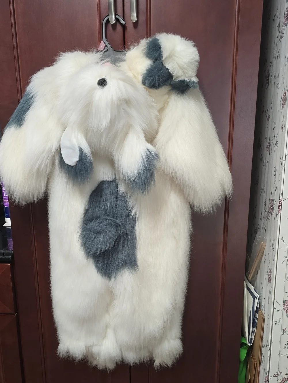 Very Vintage.White Furry Doggie Kids Costume Hooded  Head & Mitts To Cover Hands